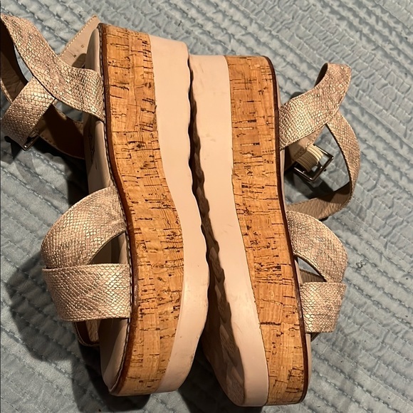 Corkys Tan Sandals with Suede-Like Straps - Picture 4 of 8